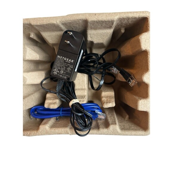 Netgear AC1200 Dual Band WiFi Router R6120 High Speed Wireless Internet - Picture 15 of 16